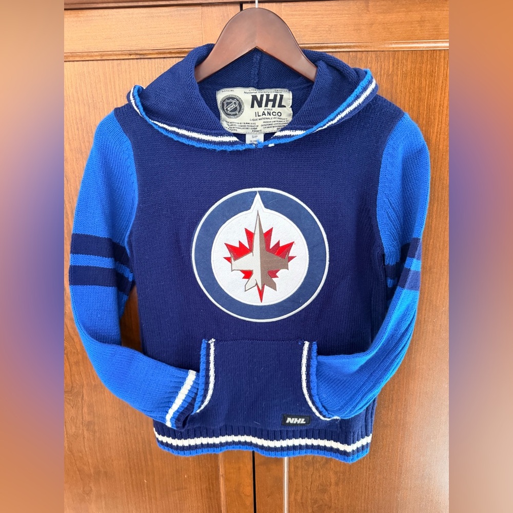 NHL Winnipeg Jets hooded knit Sweater